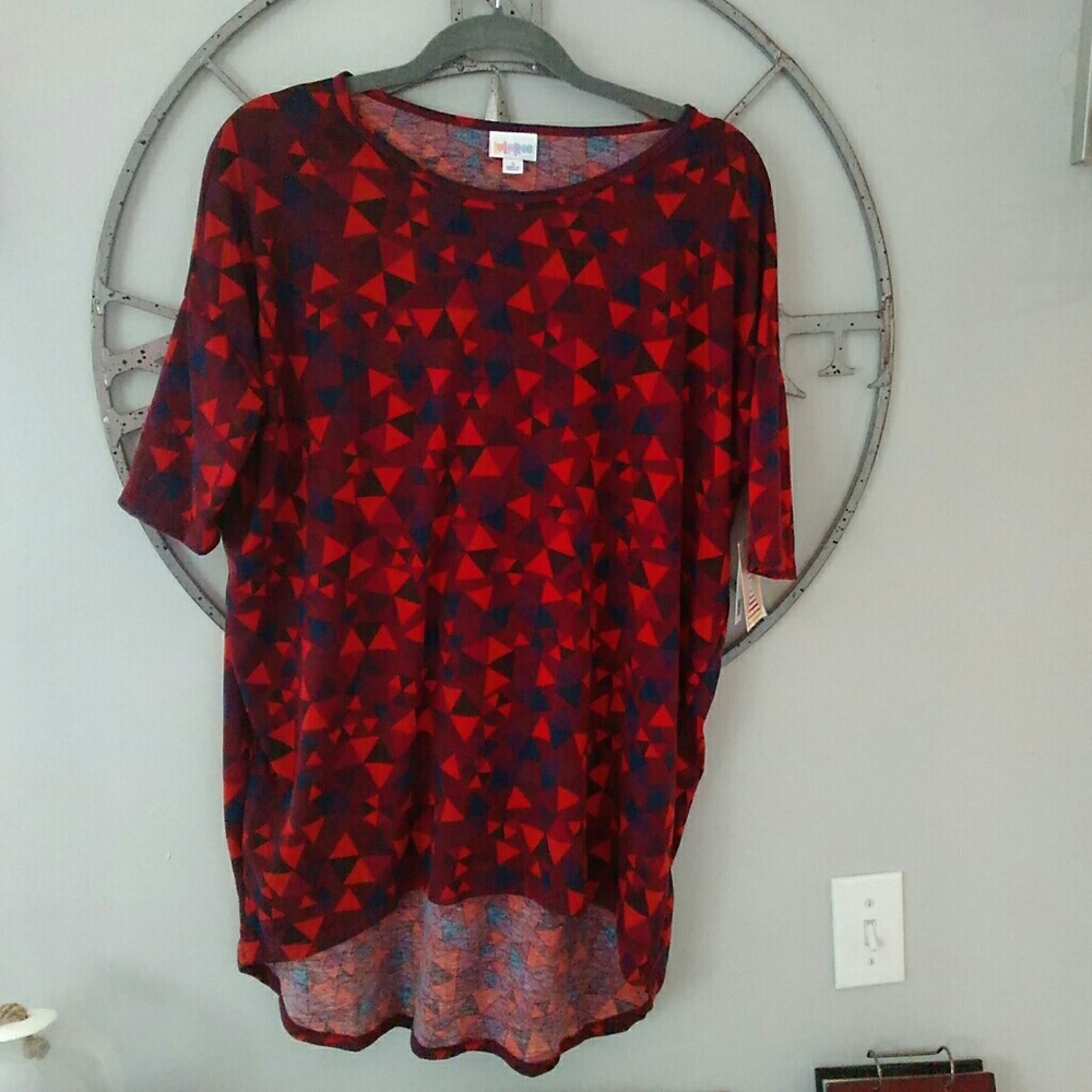Lularoe "IRMA" shirt